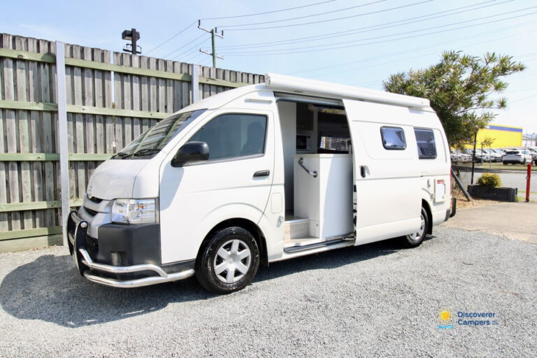 2014 Toyota Hiace Commuter with Shower and Toilet Ensuite Turbo Diesel